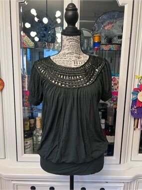 Forever 21 Dark Green Short-Sleeve Top with Braided Satin Scoop Neck Detail L